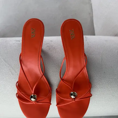     Naya